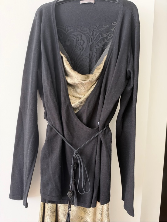 Tristan & Iseut Sweaters - Tristan Black & Gold Wrap-Front Loungewear Cardigan